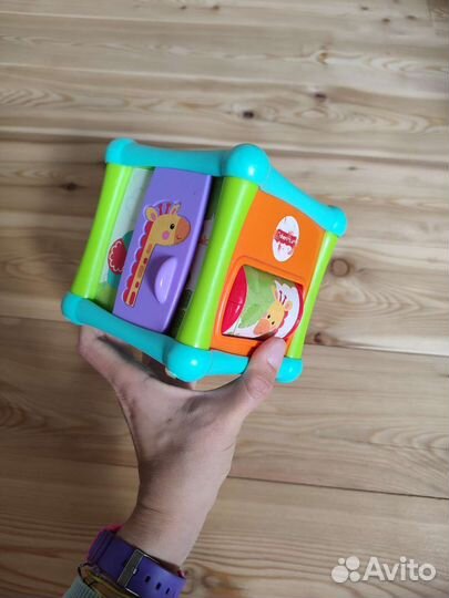 Игрушка кубик Fisher Price