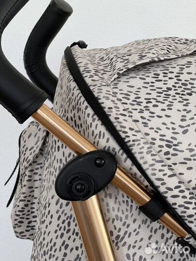 Прогулочная коляска-трость elodie