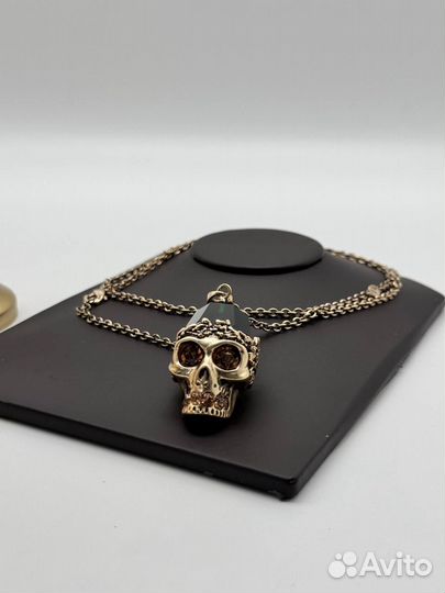 Кулон череп Alexander McQueen