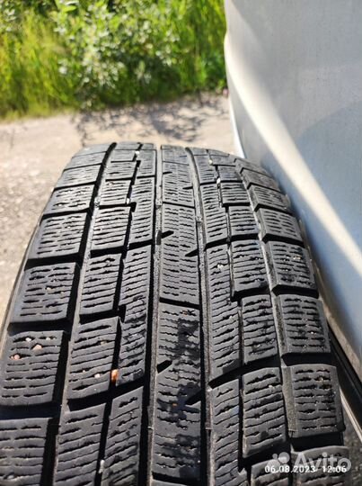 Yokohama Ice Guard IG30 215/60 R17