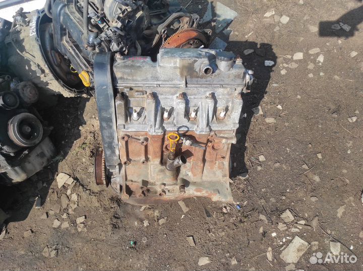 Двигатель ваз 1.6 11183 LADA калина 1