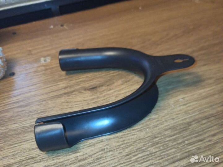 Крепеж для шланга стиральной машины