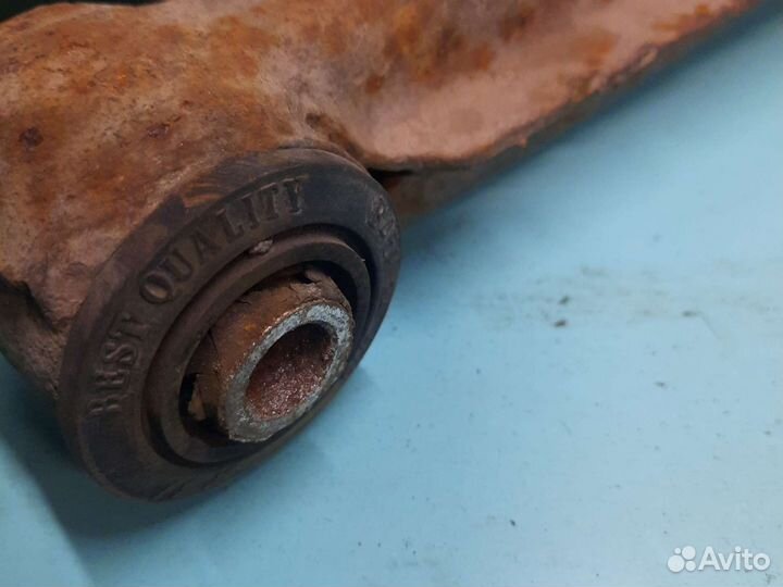 Рычаг подвески передний левый mazda 323 f bg