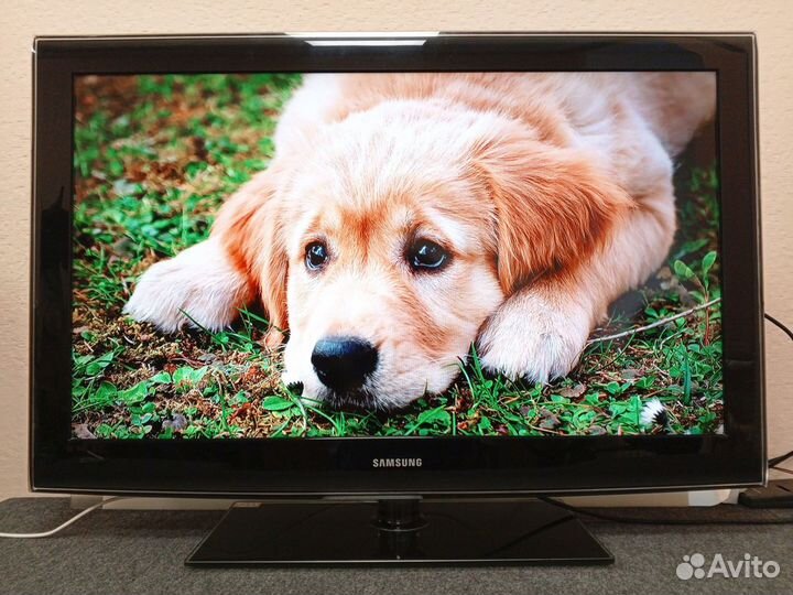 ЖК тв Samsung LE40B550A5W full HD 102см. DVB-C