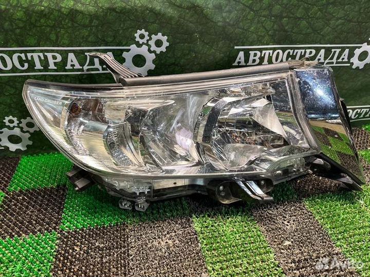 Фара правая Toyota Land Cruiser Prado 150 2018