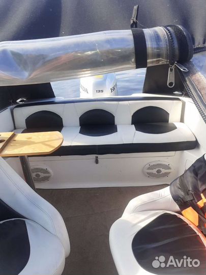 Катер триумф