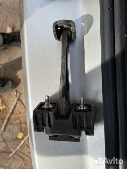 Ограничители дверей Opel