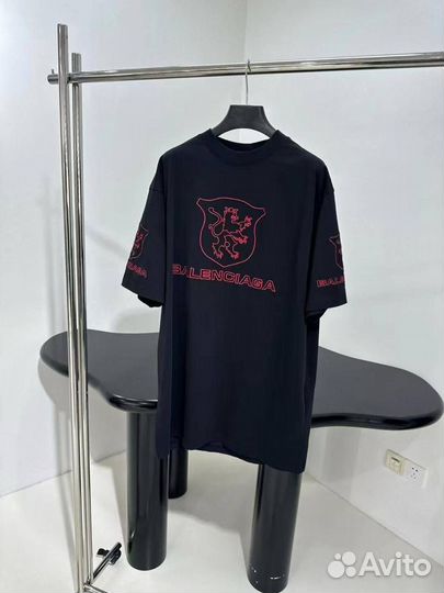 Футболка Balenciaga