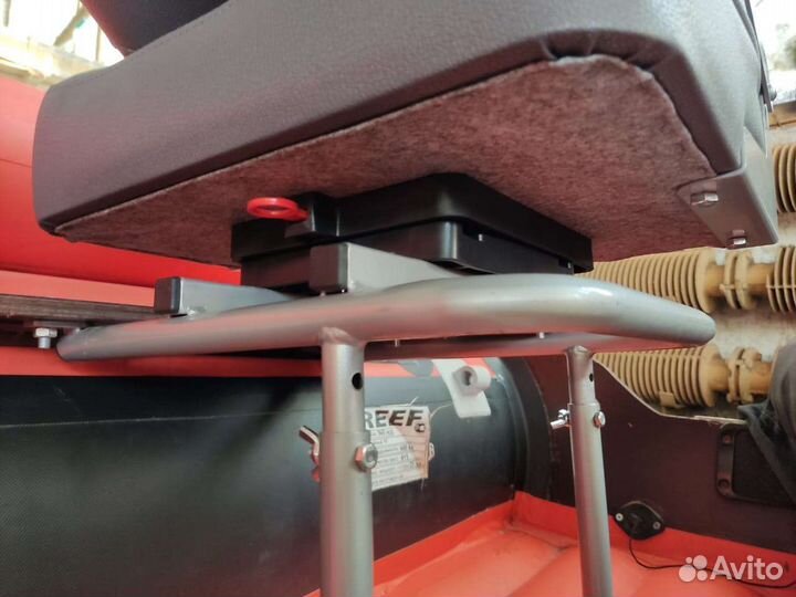 Мягкое кресло в лодку или катер