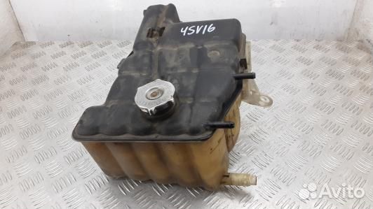 Бачок расширительный jeep grand cherokee WK (4SV16