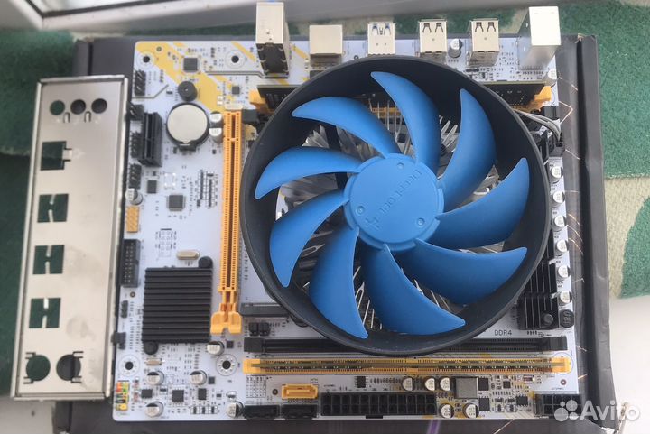 Материнская плата x99 Qiyida