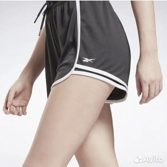 Шорты Reebok женские