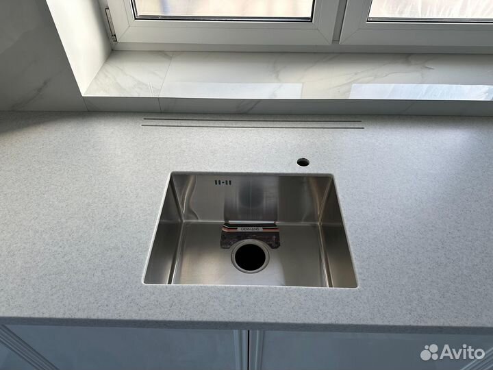 Столешница из искусственного камня