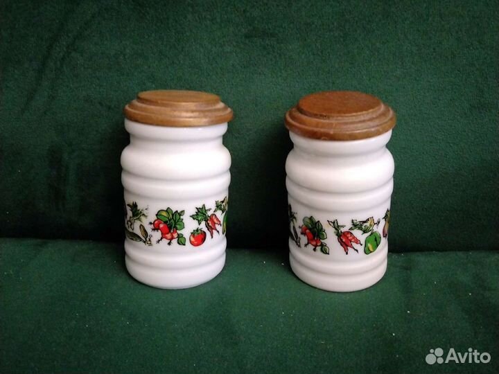 Югославский керамический набор для специй