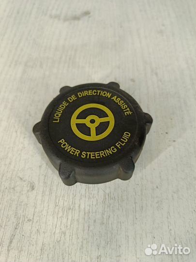 Крышка бачка гидроусилителя Ford Focus 2