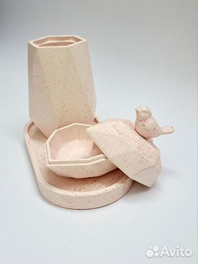 Подсвечники, подносы из гипса