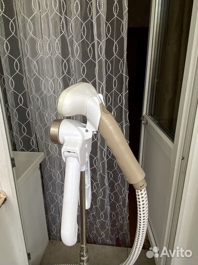 Отпариватель для одежды вертикальный