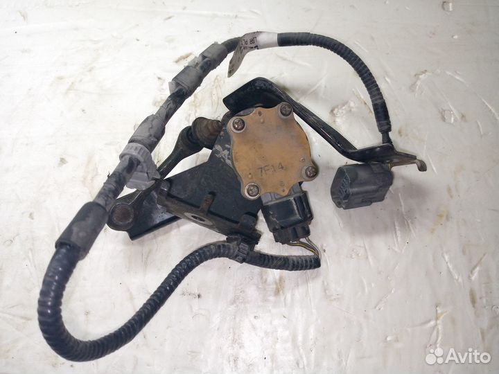 Датчик положения кузова задний Mazda CX 7