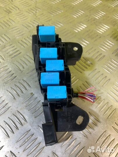 Блок предохранителей Toyota Hilux (2015-2021) 2.4