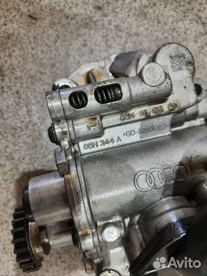 Масляный насос оригинал для 2.0 tfsi Audi A4B8