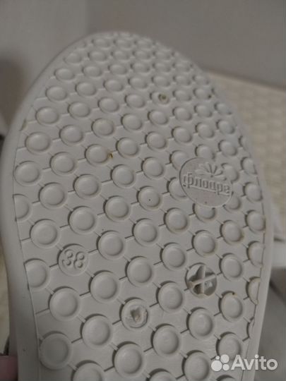 Медицинская обувь женская 38