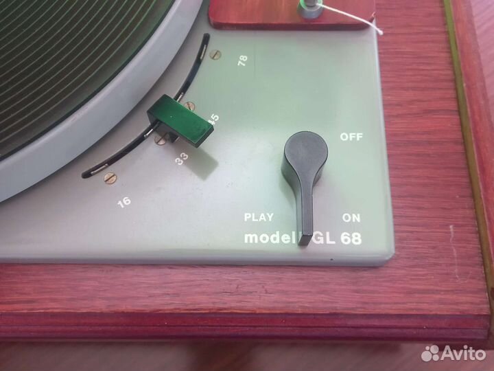 Проигрыватель винила goldring Lenco GL 68