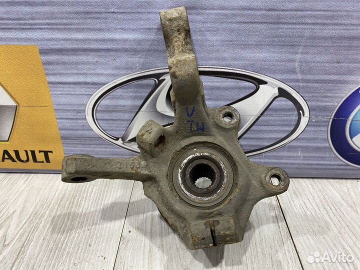 Кулак поворотный Цапфа Ступица в сборе Renault meg