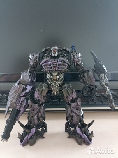 Transformers studio series shockwave