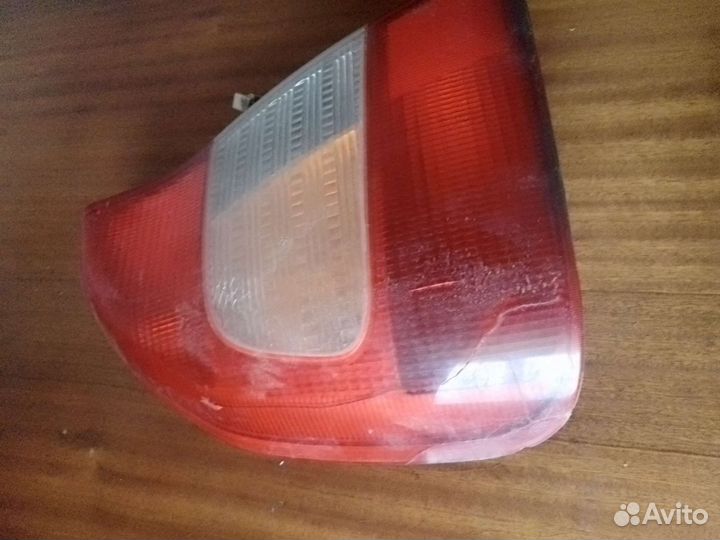 Задние фары на Hyundai Accent