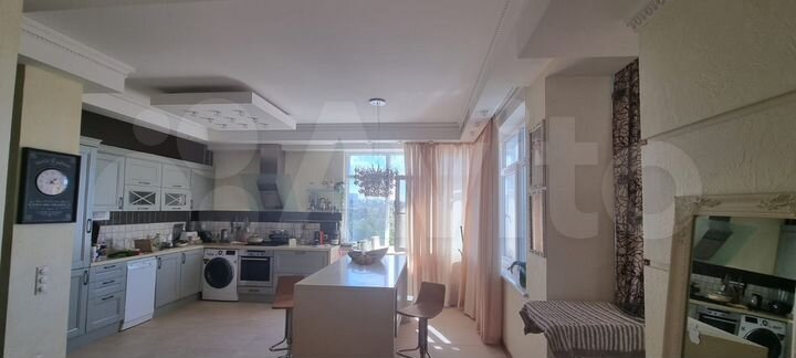 3-к. квартира, 120 м², 3/5 эт.