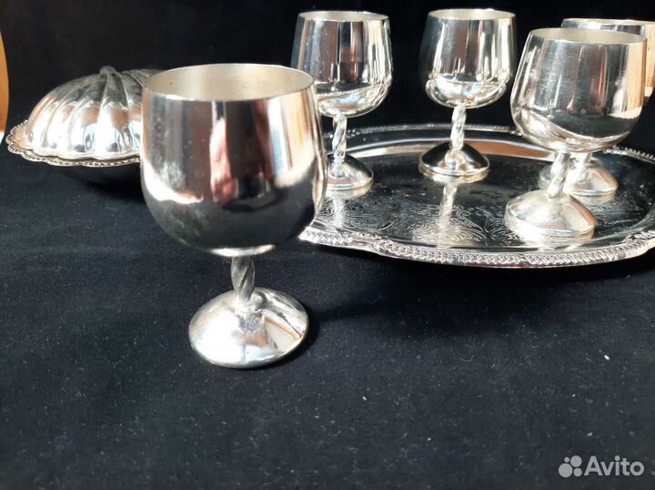 Набор поднос с рюмками