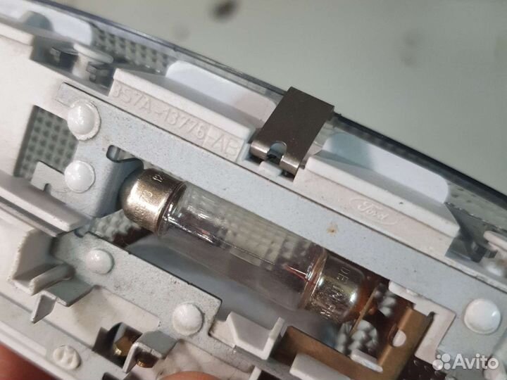 Плафон освещения салона ford fusion fiesta