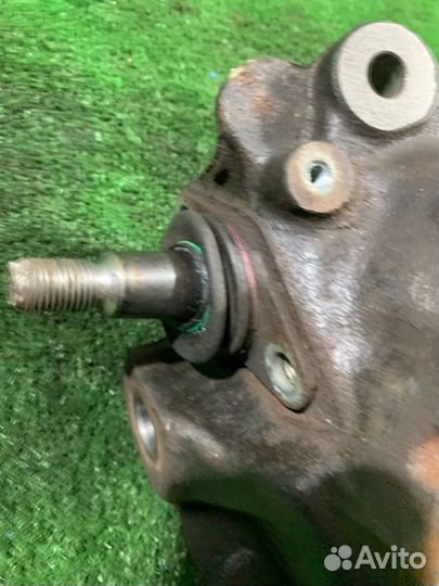 Кулак поворотный правый Bmw X1 E84 N52B30AE 2010