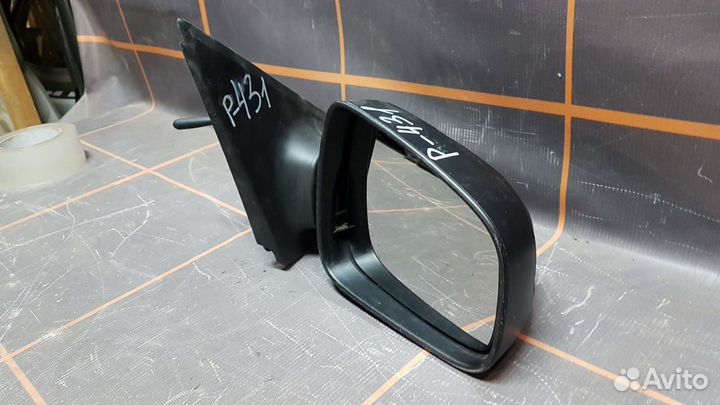 Renault Duster - Зеркало правое