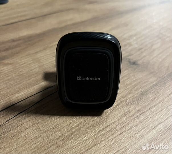 Держатель для телефона автомобильный магнитный