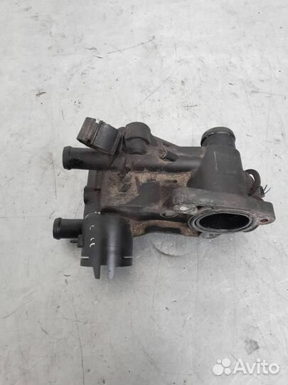 Термостат Volkswagen Polo 4 рест. 2008 32121111