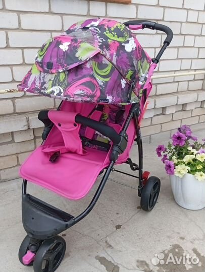 Прогулочная коляска