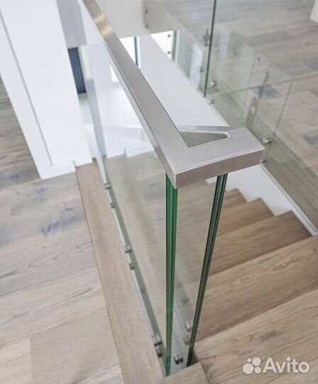 Перила и ограждения для лестниц