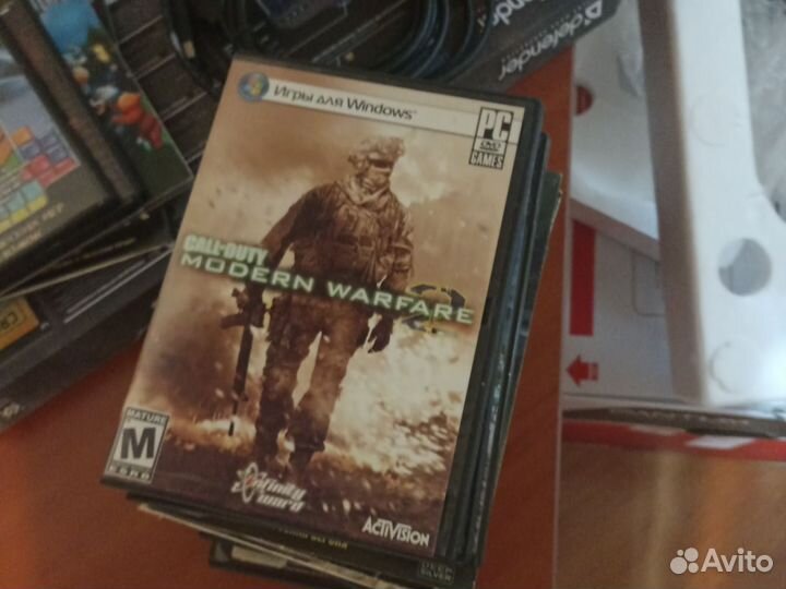 Игры на компьютер(диски)