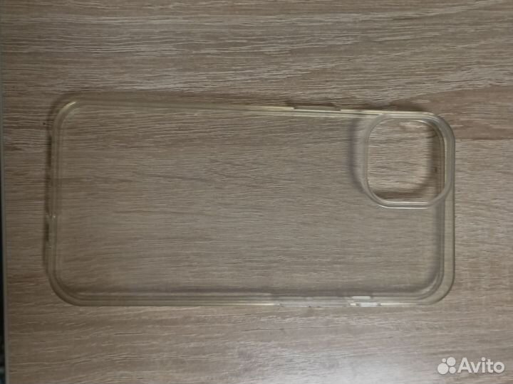 Чехол на iPhone 13