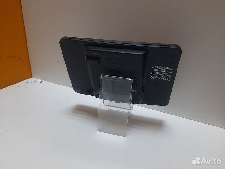 Автомобильный телевизор SoundMax SM-LCD715