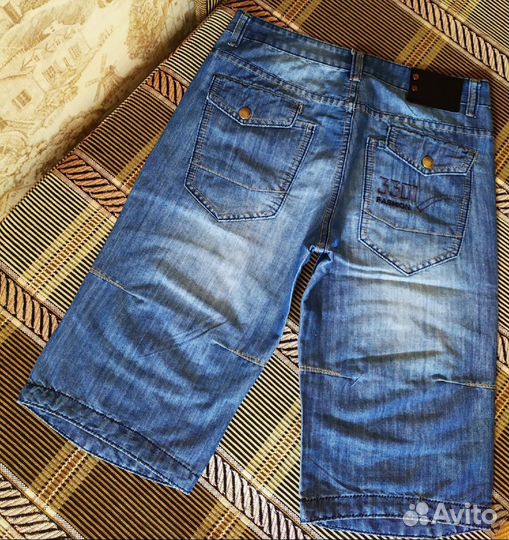 Джинсовые шорты