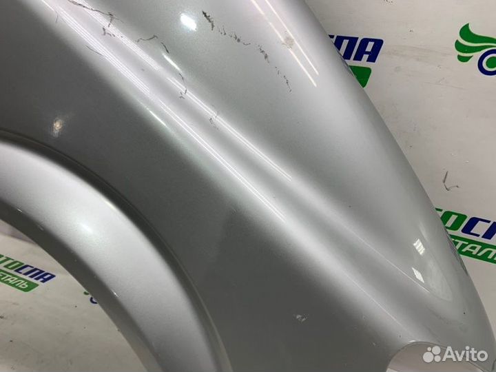 Крыло переднее правое Mercedes Benz Vito минивэн