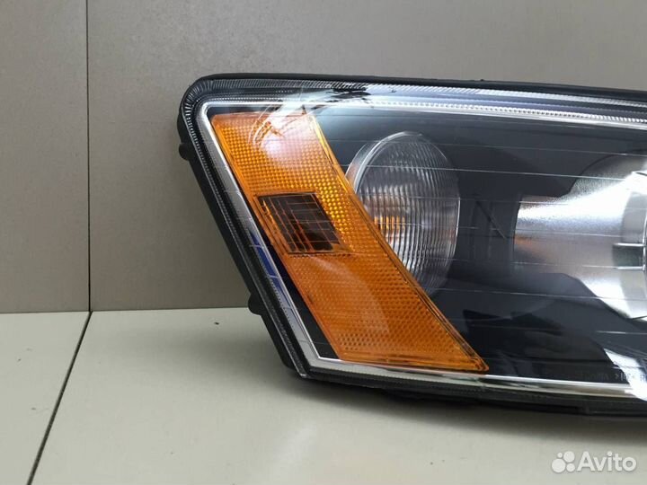 Фара правая Hyundai Sonata 5 NF 2005-2010