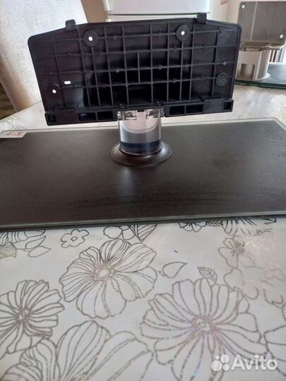 Подставка для телевизора