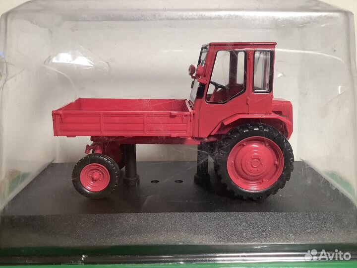 Модель трактора Т-16 1:43 Ашет