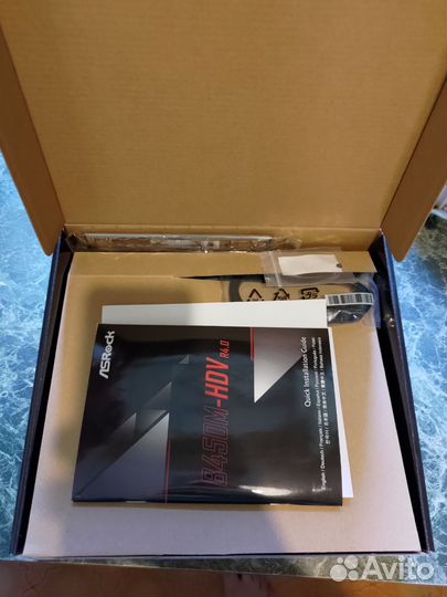 Материнская плата am4