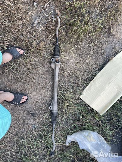 Рулевая рейка toyota auris, corolla 150