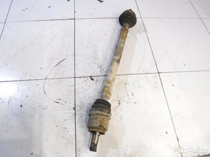 Привод передний правый