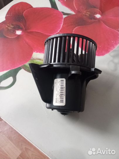 Моторчик печки citroen c4 1